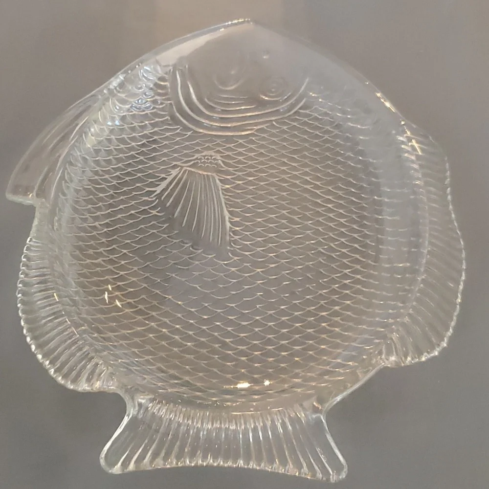 Anchor Hocking Vintage Fish Shaped Oven-Proof Clear Glass Platter
